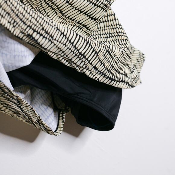 Shore Shapes Women’s Skirted One Piece Swimsuit 8 Black Flattering Bathing Suit - Picture 3 of 7